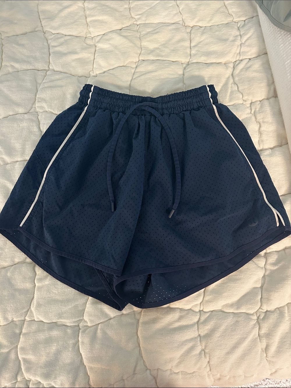 Women’s lululemon Navy Athletic Mesh Shorts with Drawstring